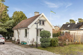 Guesthouse close to the beaches in Höllviken in Höllviken
